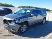 ✅ 2020 Chevrolet Traverse LT Cloth • VIN: 1GNERGKW3LJ211270 • Lot: 43425852. Wystawiony na IAAI z przebiegiem 126 578 mil. Bezpłatny archiwum sprzedaży aukcyjnych z USA i szczegółowy raport historii pojazdu na DreamBid. Zdjęcie 17.