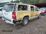 ✅ 2007 Chevrolet Suburban LT • VIN: 1GNFC16J97J228646 • Lot: 43503917. Wystawiony na IAAI z przebiegiem 247 877 mil. Bezpłatny archiwum sprzedaży aukcyjnych z USA i szczegółowy raport historii pojazdu na DreamBid. Zdjęcie 4.