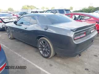 2023 Dodge Challenger R/T Scat Pack z VIN 2C3CDZFJ7PH668300, wystawiony jako IAAI lot #43311607 z przebiegiem 10 740 mil mil oraz . Historia ofert i sprzedaży dostępna na DreamBid. Obrazek 3.