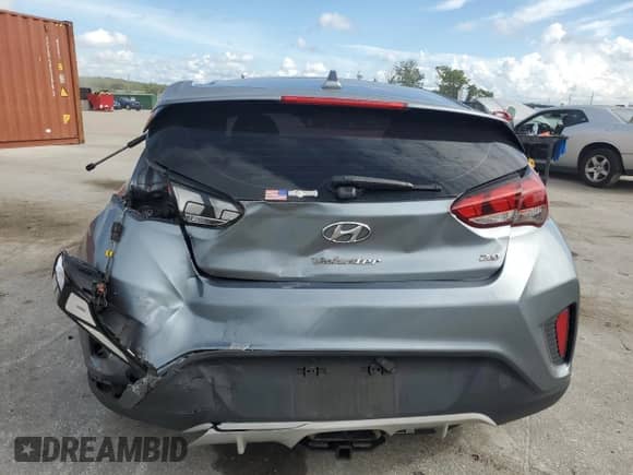 2020 Hyundai Veloster Premium с VIN KMHTG6AF0LU021678, выставлен на аукционе Copart как лот 62657245 с пробегом 166 244 миль миль и На запчасти • Non repairable. История ставок и продаж доступна на DreamBid. Изображение 6.