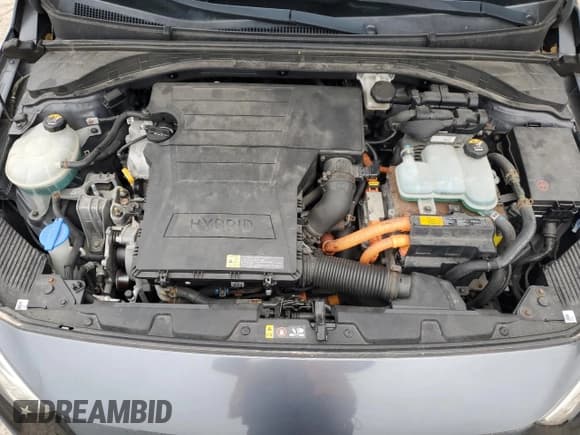 ✅ 2017 Hyundai Ioniq Blue • VIN: KMHC65LC2HU047061 • Lot: 51513465. Wystawiony na Copart z przebiegiem 106 466 mil. Bezpłatny archiwum sprzedaży aukcyjnych z USA i szczegółowy raport historii pojazdu na DreamBid. Zdjęcie 11.