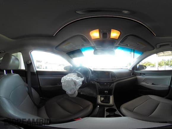 ✅ 2017 Hyundai Elantra SE • VIN: KMHD84LF8HU193791 • Lot: 42759779. Wystawiony na IAAI z przebiegiem 111 344 mil. Bezpłatny archiwum sprzedaży aukcyjnych z USA i szczegółowy raport historii pojazdu na DreamBid. Zdjęcie 19.