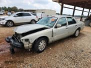 ✅ 2005 Mercury Grand Marquis LS Premium • VIN: 2MEFM75WX5X656962 • Лот: 81575245. Опубликован ранее на Copart с пробегом 215 644 миль. Бесплатный доступ к архиву аукционных продаж из США и подробный отчёт об истории автомобиля на DreamBid. Изображение 1.