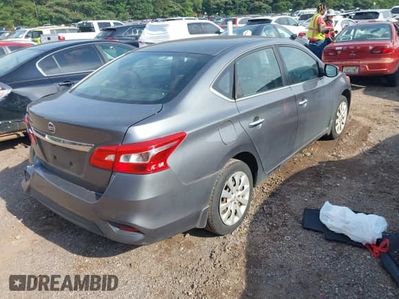 ✅ 2016 Nissan Sentra SV • VIN: 3N1AB7APXGY293749 • Lot: 42450578. Listed on IAAI with 87,295 mi. Free auction sales archive from the USA and detailed vehicle history report at DreamBid. Image 4.
