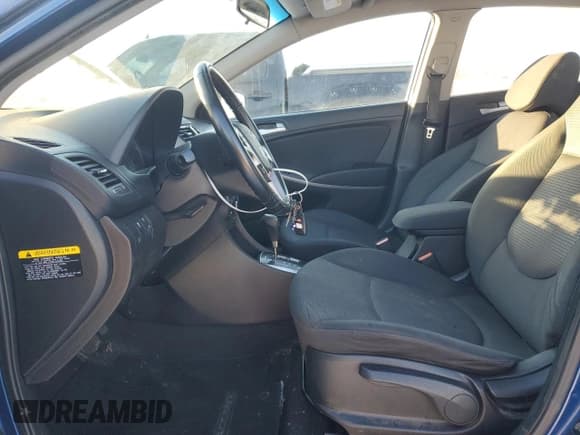 ✅ 2016 Hyundai Accent Sport • VIN: KMHCU5AE1GU294113 • Лот: 41609225. Опубликован ранее на Copart с пробегом 159 351 миль. Бесплатный доступ к архиву аукционных продаж из США и подробный отчёт об истории автомобиля на DreamBid. Изображение 7.