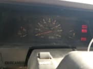 ✅ 1984 Toyota Pickup • VIN: JT4RN55R4E0037525 • Лот: 81619575. Опубликован ранее на Copart с пробегом 382 110 миль. Бесплатный доступ к архиву аукционных продаж из США и подробный отчёт об истории автомобиля на DreamBid. Изображение 9.