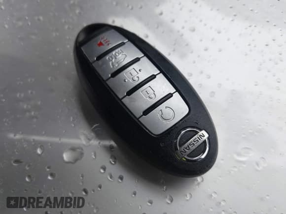 ✅ 2020 Nissan Pathfinder SL • VIN: 5N1DR2CM4LC636873 • Lot: 43630149. Listed on IAAI with 72,904 mi. Free auction sales archive from the USA and detailed vehicle history report at DreamBid. Image 11.