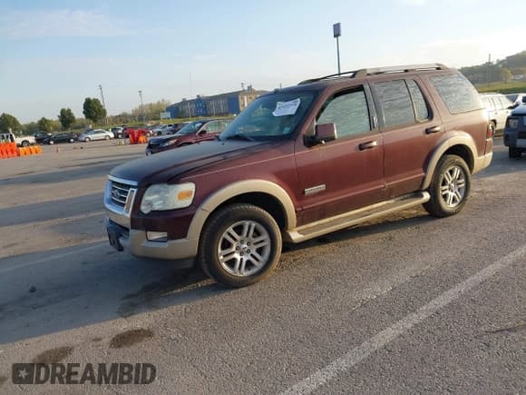 ✅ 2007 Ford Explorer Eddie Bauer • VIN: 1FMEU74E77UA80694 • Lot: 43452518. Wystawiony na IAAI z przebiegiem 152 622 mil. Bezpłatny archiwum sprzedaży aukcyjnych z USA i szczegółowy raport historii pojazdu na DreamBid. Zdjęcie 2.