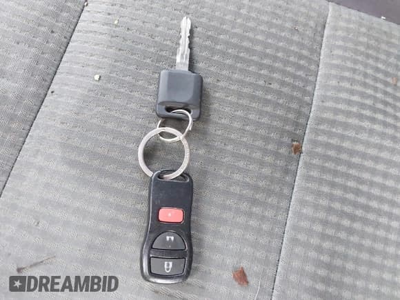 ✅ 2006 Nissan Titan SE • VIN: 1N6BA06A86N570617 • Lot: 41613217. Listed on IAAI with 211,095 mi. Free auction sales archive from the USA and detailed vehicle history report at DreamBid. Image 11.