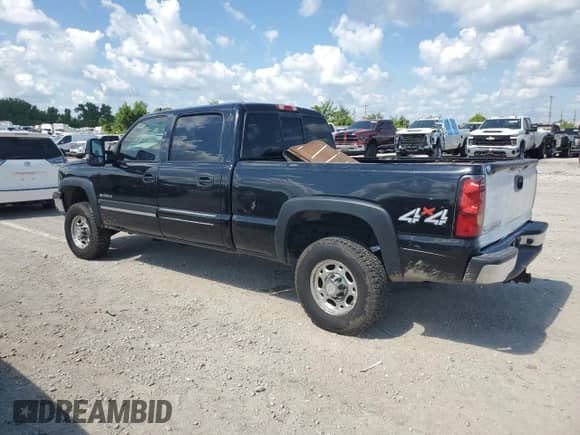 2006 Chevrolet Silverado 1500HD LT3 с VIN 1GCGK13U76F194349, выставлен на аукционе Copart как лот 65030255 с пробегом 205 433 миль миль и Списание • Salvage title. История ставок и продаж доступна на DreamBid. Изображение 2.