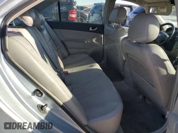 ✅ 2008 Hyundai Sonata SE • VIN: 5NPEU46F28H304071 • Lot: 68954994. Listed on Copart with 260,312 mi miles. Access the free auction sales archive from the USA and view a detailed vehicle history report at DreamBid. Image 10.