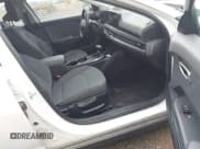 ✅ 2025 Kia K4 LXS • VIN: 3KPFT4DE2SE054490 • Лот: 43300750. Опубликован ранее на IAAI с пробегом 20 713 миль. Бесплатный доступ к архиву аукционных продаж из США и подробный отчёт об истории автомобиля на DreamBid. Изображение 5.