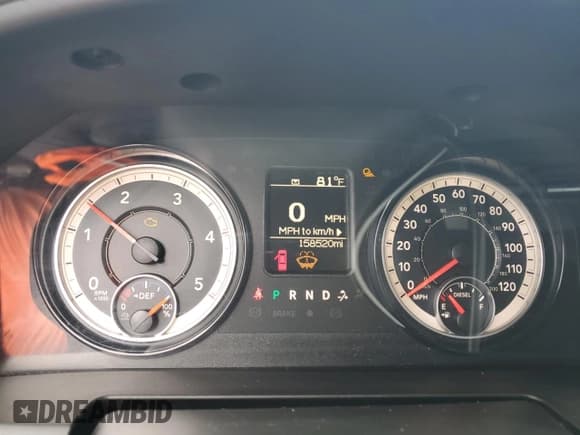 ✅ 2018 Ram 3500 Tradesman • VIN: 3C63RRGL0JG305154 • Лот: 81585535. Опубликован ранее на Copart с пробегом 158 520 миль. Бесплатный доступ к архиву аукционных продаж из США и подробный отчёт об истории автомобиля на DreamBid. Изображение 9.