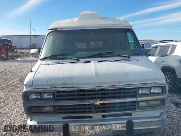 ✅ 1995 Chevrolet Chevy Van • VIN: 1GBEG25K0SF238104 • Lot: 43799028. Listed on IAAI with 104,686 mi. Free auction sales archive from the USA and detailed vehicle history report at DreamBid. Image 6.