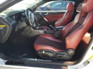 ✅ 2013 Hyundai Genesis Coupe Premium • VIN: KMHHT6KD1DU112460 • Лот: 85746195. Опубликован ранее на Copart с пробегом Не указан. Бесплатный доступ к архиву аукционных продаж из США и подробный отчёт об истории автомобиля на DreamBid. Изображение 7.