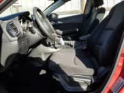 ✅ 2016 Mazda 3 i Touring • VIN: JM1BM1W75G1312343 • Lot: 90889355. Wystawiony na Copart z przebiegiem 55 561 mil. Bezpłatny archiwum sprzedaży aukcyjnych z USA i szczegółowy raport historii pojazdu na DreamBid. Zdjęcie 7.