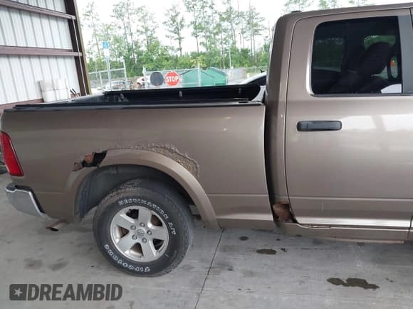 ✅ 2010 Dodge 1500 TRX • VIN: 1D7RV1GT3AS191102 • Lot: 42632715. Wystawiony na IAAI z przebiegiem 152 749 mil. Bezpłatny archiwum sprzedaży aukcyjnych z USA i szczegółowy raport historii pojazdu na DreamBid. Zdjęcie 17.