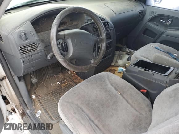 ✅ 2002 Nissan Quest GXE • VIN: 4N2ZN15T32D812919 • Lot: 87923365. Wystawiony na Copart z przebiegiem 171 860 mil. Bezpłatny archiwum sprzedaży aukcyjnych z USA i szczegółowy raport historii pojazdu na DreamBid. Zdjęcie 8.