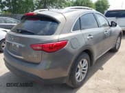 ✅ 2015 Infiniti QX70 • VIN: JN8CS1MU7FM380583 • Лот: 41937766. Опубликован ранее на IAAI с пробегом 144 618 миль. Бесплатный доступ к архиву аукционных продаж из США и подробный отчёт об истории автомобиля на DreamBid. Изображение 4.