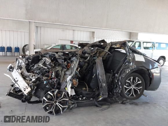 ✅ 2024 Toyota Crown XLE • VIN: JTDAAAAF9R3022455 • Lot: 43557853. Wystawiony na IAAI z przebiegiem Nie podano. Bezpłatny archiwum sprzedaży aukcyjnych z USA i szczegółowy raport historii pojazdu na DreamBid. Zdjęcie 13.