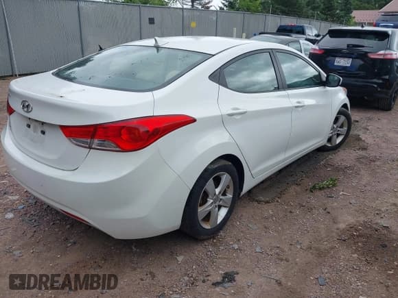 ✅ 2013 Hyundai Elantra GLS • VIN: 5NPDH4AE2DH366742 • Lot: 42743853. Listed on IAAI with 152,359 mi. Free auction sales archive from the USA and detailed vehicle history report at DreamBid. Image 4.
