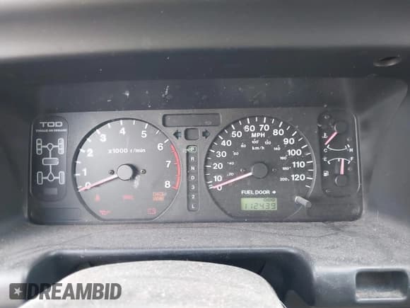 ✅ 2002 Isuzu Trooper S • VIN: JACDJ58X027J10438 • Лот: 42461558. Опубликован ранее на IAAI с пробегом 112 439 миль. Бесплатный доступ к архиву аукционных продаж из США и подробный отчёт об истории автомобиля на DreamBid. Изображение 7.