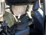 ✅ 2025 Ford Bronco Big Bend • VIN: 1FMEE7BH1SLA81946 • Lot: 89869335. Wystawiony na Copart z przebiegiem 458 mil. Bezpłatny archiwum sprzedaży aukcyjnych z USA i szczegółowy raport historii pojazdu na DreamBid. Zdjęcie 10.