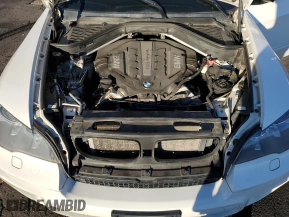 ✅ 2013 BMW X5 xDrive50i • VIN: 5UXZV8C5XDL899340 • Лот: 85399845. Опубликован ранее на Copart с пробегом 175 095 миль. Бесплатный доступ к архиву аукционных продаж из США и подробный отчёт об истории автомобиля на DreamBid. Изображение 11.