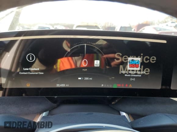 ✅ 2022 Lucid Air Grand Touring • VIN: 50EA1GBA9NA005226 • Lot: 92796815. Wystawiony na Copart z przebiegiem 22 433 mil. Bezpłatny archiwum sprzedaży aukcyjnych z USA i szczegółowy raport historii pojazdu na DreamBid. Zdjęcie 9.