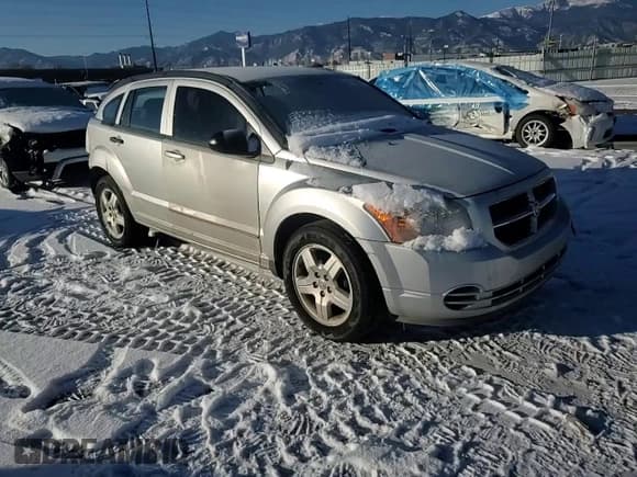 ✅ 2008 Dodge Caliber SXT • VIN: 1B3HB48B78D624443 • Лот: 42396975. Опубликован ранее на Copart с пробегом 193 262 миль. Бесплатный доступ к архиву аукционных продаж из США и подробный отчёт об истории автомобиля на DreamBid. Изображение 11.