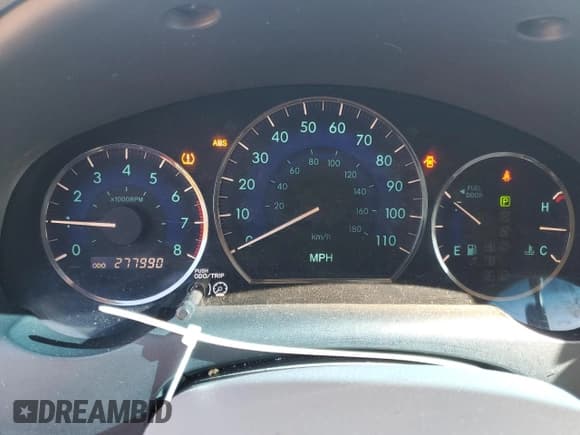 ✅ 2007 Toyota Sienna LE • VIN: 5TDZK23C57S072970 • Лот: 91327335. Опубликован ранее на Copart с пробегом 277 990 миль. Бесплатный доступ к архиву аукционных продаж из США и подробный отчёт об истории автомобиля на DreamBid. Изображение 9.