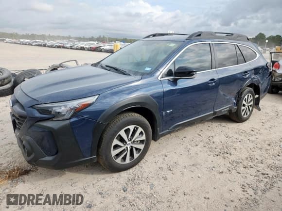 ✅ 2025 Subaru Outback Premium • VIN: 4S4BTADCXS3112098 • Лот: 92844125. Опубликован ранее на Copart с пробегом 10 678 миль. Бесплатный доступ к архиву аукционных продаж из США и подробный отчёт об истории автомобиля на DreamBid. Изображение 1.