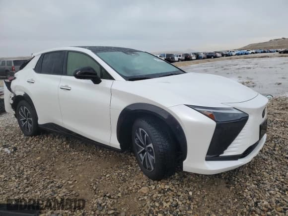 ✅ 2024 Lexus RZ 450e Premium • VIN: JTJAAAAB8RA023618 • Lot: 43230375. Listed on Copart with 8,307 mi. Free auction sales archive from the USA and detailed vehicle history report at DreamBid. Image 4.