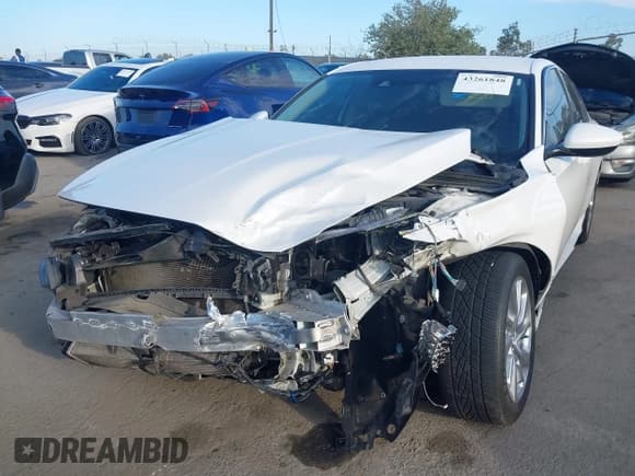 ✅ 2019 Honda Accord LX • VIN: 1HGCV1F19KA138946 • Лот: 43261848. Опубликован ранее на IAAI с пробегом Не указан. Бесплатный доступ к архиву аукционных продаж из США и подробный отчёт об истории автомобиля на DreamBid. Изображение 6.