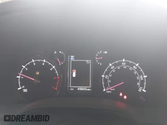 ✅ 2022 Toyota 4Runner SR5 • VIN: JTEMU5JR9N6063839 • Lot: 42471495. Wystawiony na IAAI z przebiegiem 49 840 mil. Bezpłatny archiwum sprzedaży aukcyjnych z USA i szczegółowy raport historii pojazdu na DreamBid. Zdjęcie 7.