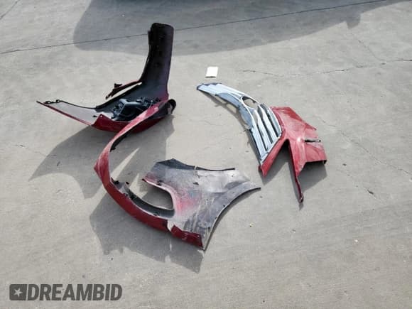 ✅ 2013 Hyundai Azera • VIN: KMHFH4JG7DA202349 • Лот: 70452695. Опубликован ранее на Copart с пробегом Не указан. Бесплатный доступ к архиву аукционных продаж из США и подробный отчёт об истории автомобиля на DreamBid. Изображение 12.