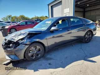 2023 Hyundai Elantra SEL z VIN 5NPLM4AGXPH106439, wystawiony jako Copart lot #82268345 z przebiegiem 39 698 mil mil oraz Szkoda całkowita • Salvage title. Historia ofert i sprzedaży dostępna na DreamBid. Obrazek 1.