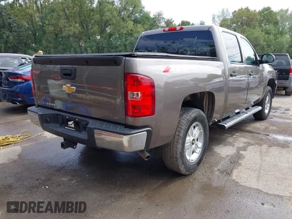 ✅ 2012 Chevrolet Silverado 1500 LT • VIN: 3GCPKSE79CG251707 • Lot: 43340563. Listed on IAAI with 116,371 mi. Free auction sales archive from the USA and detailed vehicle history report at DreamBid. Image 4.