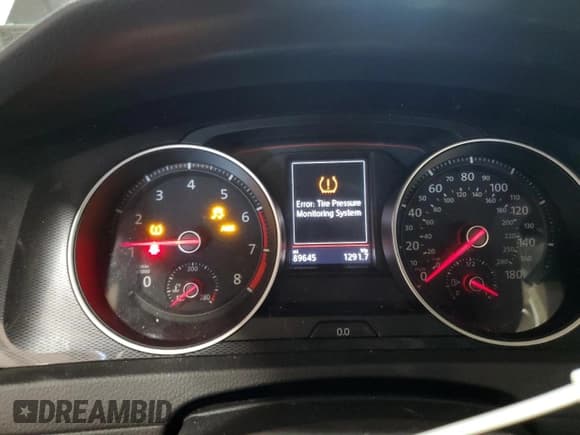 ✅ 2017 Volkswagen Golf GTI S • VIN: 3VW447AU3HM071361 • Lot: 91567285. Listed on Copart with 89,645 mi. Free auction sales archive from the USA and detailed vehicle history report at DreamBid. Image 9.