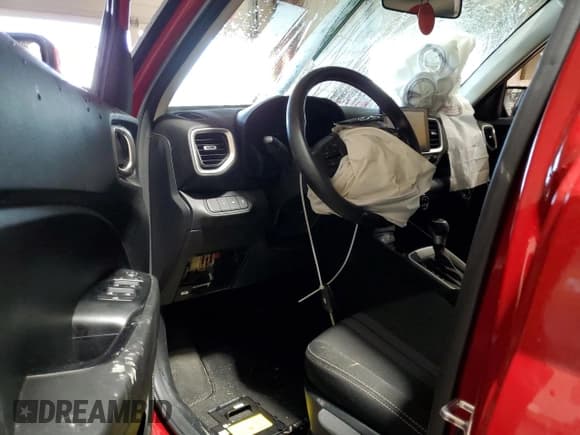 ✅ 2022 Hyundai Venue SEL • VIN: KMHRC8A36NU204173 • Lot: 85646624. Listed on Copart with 48,578 mi. Free auction sales archive from the USA and detailed vehicle history report at DreamBid. Image 8.