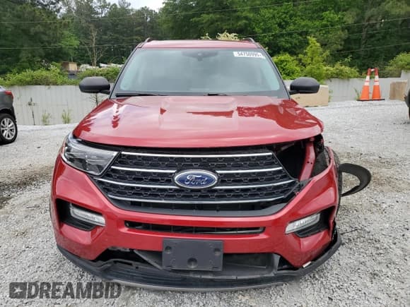 ✅ 2020 Ford Explorer XLT • VIN: 1FMSK8DH1LGC40151 • Lot: 54750995. Wystawiony na Copart z przebiegiem 56 415 mil. Bezpłatny archiwum sprzedaży aukcyjnych z USA i szczegółowy raport historii pojazdu na DreamBid. Zdjęcie 5.