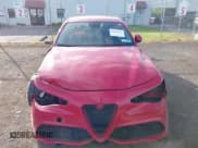 ✅ 2018 Alfa Romeo Giulia Ti Sport • VIN: ZARFAEEN7J7576238 • Лот: 42462272. Опубликован ранее на IAAI с пробегом 53 105 миль. Бесплатный доступ к архиву аукционных продаж из США и подробный отчёт об истории автомобиля на DreamBid. Изображение 13.