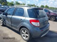 ✅ 2009 Suzuki SX4 Touring AWD • VIN: JS2YB417996201993 • Lot: 43041642. Wystawiony na IAAI z przebiegiem 115 051 mil. Bezpłatny archiwum sprzedaży aukcyjnych z USA i szczegółowy raport historii pojazdu na DreamBid. Zdjęcie 3.
