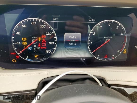 ✅ 2019 Mercedes-Benz S 560 • VIN: WDDUG8DB1KA480141 • Lot: 63861595. Listed on Copart with 33,515 mi. Free auction sales archive from the USA and detailed vehicle history report at DreamBid. Image 9.