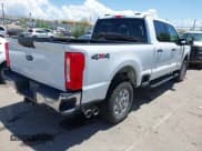 ✅ 2024 Ford F-250 XL • VIN: 1FT7W2BT9RED57676 • Lot: 42593411. Wystawiony na IAAI z przebiegiem 40 438 mil. Bezpłatny archiwum sprzedaży aukcyjnych z USA i szczegółowy raport historii pojazdu na DreamBid. Zdjęcie 4.