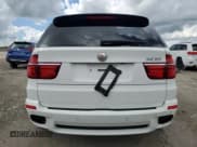 ✅ 2012 BMW X5 50i • VIN: 5UXZV8C53CL423817 • Lot: 82123965. Wystawiony na Copart z przebiegiem 115 024 mil. Bezpłatny archiwum sprzedaży aukcyjnych z USA i szczegółowy raport historii pojazdu na DreamBid. Zdjęcie 6.