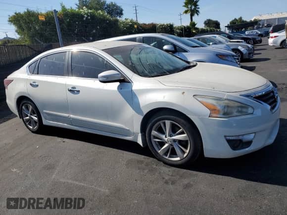 2015 Nissan Altima S с VIN 1N4AL3AP1FC428035, выставлен на аукционе Copart как лот 71306845 с пробегом 118 773 миль миль и Чистый • Clean title. История ставок и продаж доступна на DreamBid. Изображение 4.
