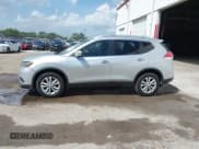 ✅ 2015 Nissan Rogue S • VIN: KNMAT2MT1FP502091 • Lot: 41940559. Listed on IAAI with 360,915 mi. Free auction sales archive from the USA and detailed vehicle history report at DreamBid. Image 14.