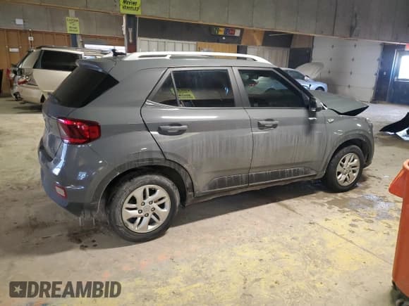 ✅ 2020 Hyundai Venue SEL • VIN: KMHRC8A34LU014272 • Lot: 46269405. Listed on Copart with 27,471 mi. Free auction sales archive from the USA and detailed vehicle history report at DreamBid. Image 3.