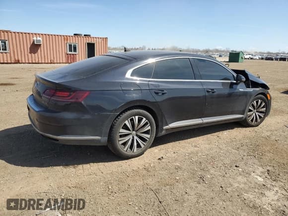 ✅ 2019 Volkswagen Arteon SE • VIN: WVWBR7AN7KE028319 • Лот: 51652055. Опубликован ранее на Copart с пробегом 85 111 миль. Бесплатный доступ к архиву аукционных продаж из США и подробный отчёт об истории автомобиля на DreamBid. Изображение 3.